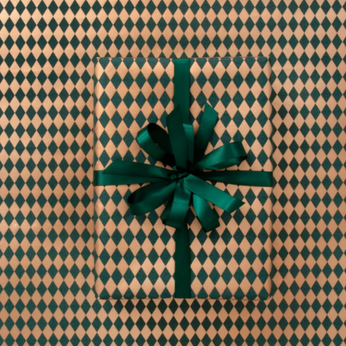 
                  
                    Diamonds - Evergreen
                  
                