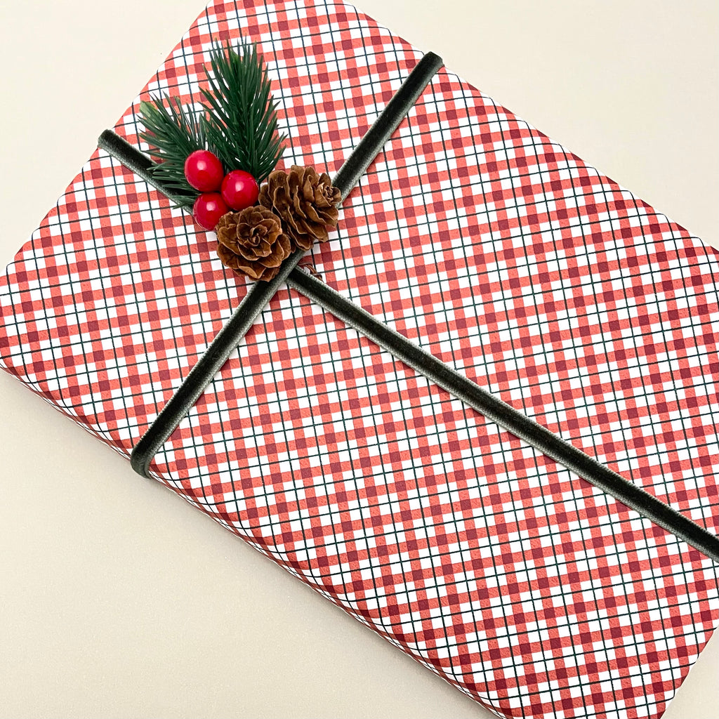 Pine and Berry Pick (Small)