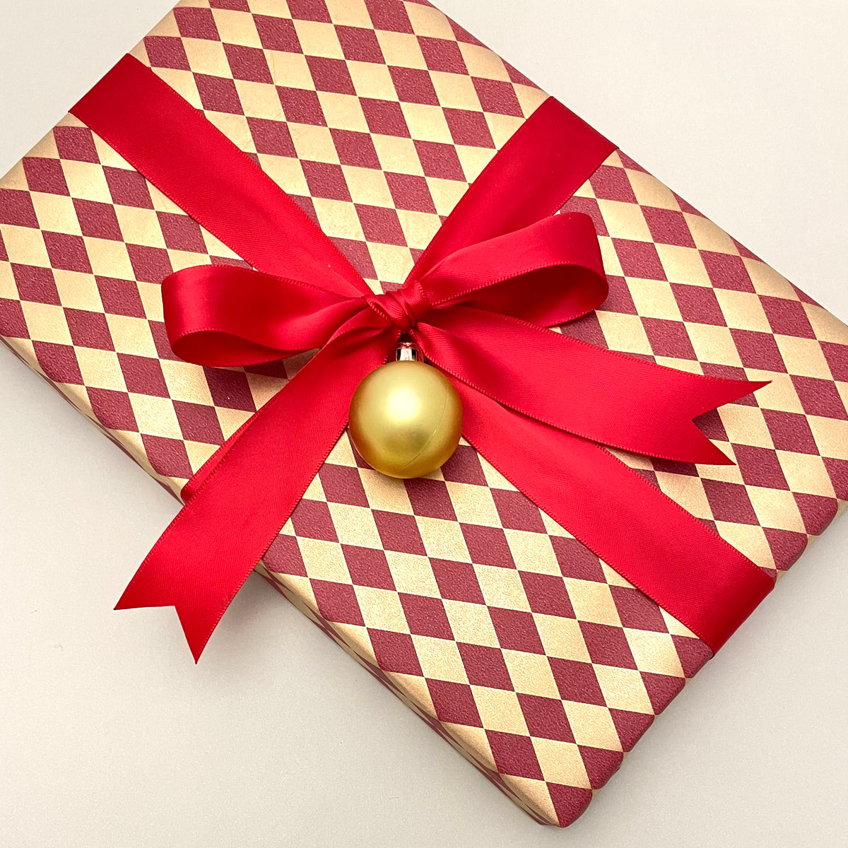 Mini Christmas Bauble Embellishment (3cm)